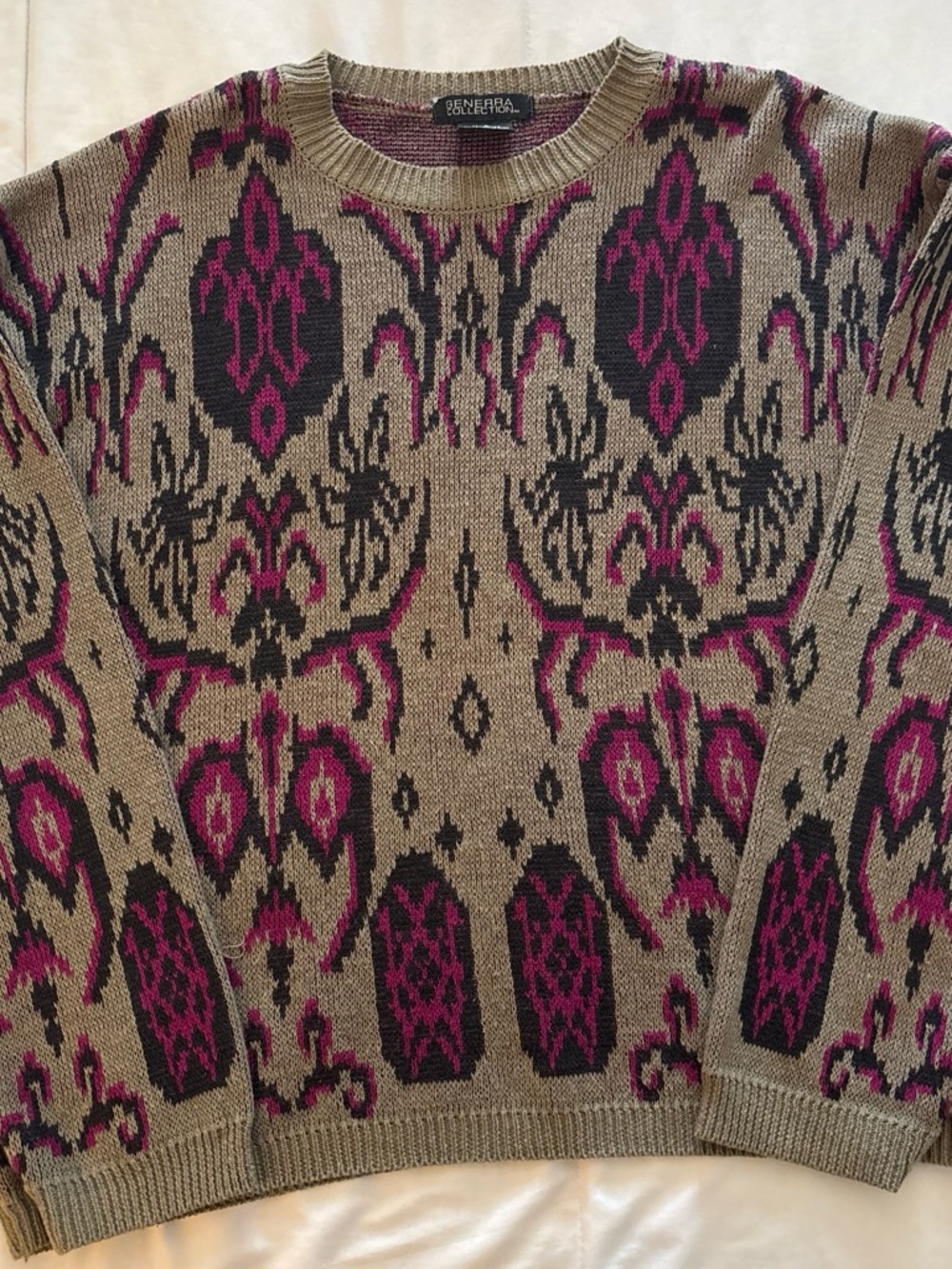 GENERRA vintage Taupe Crewneck Sweater with Black & Magenta Motif